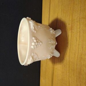 Vintage Pink milk glass 4"‎ tall pedalstal planter/candy dish bowl
